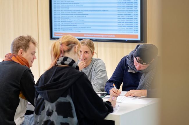 Ellen-Ammann-Seminarhaus, moderne Arbeitsplätze
Foto: KSH München, Jens Bruchhaus