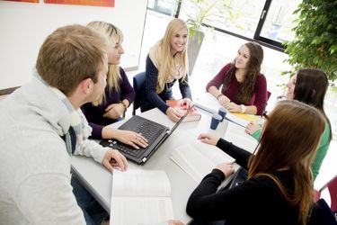 Paracelsus Medizinische Privatuniversität - Pflegewissenschaft Master