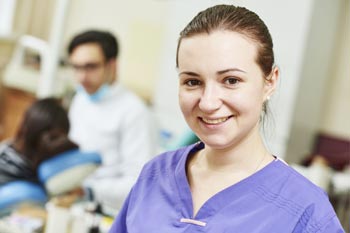 lächelnde Krankenschwester