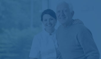Psychiatrische pflege teaser Studentin mit einem Patienten